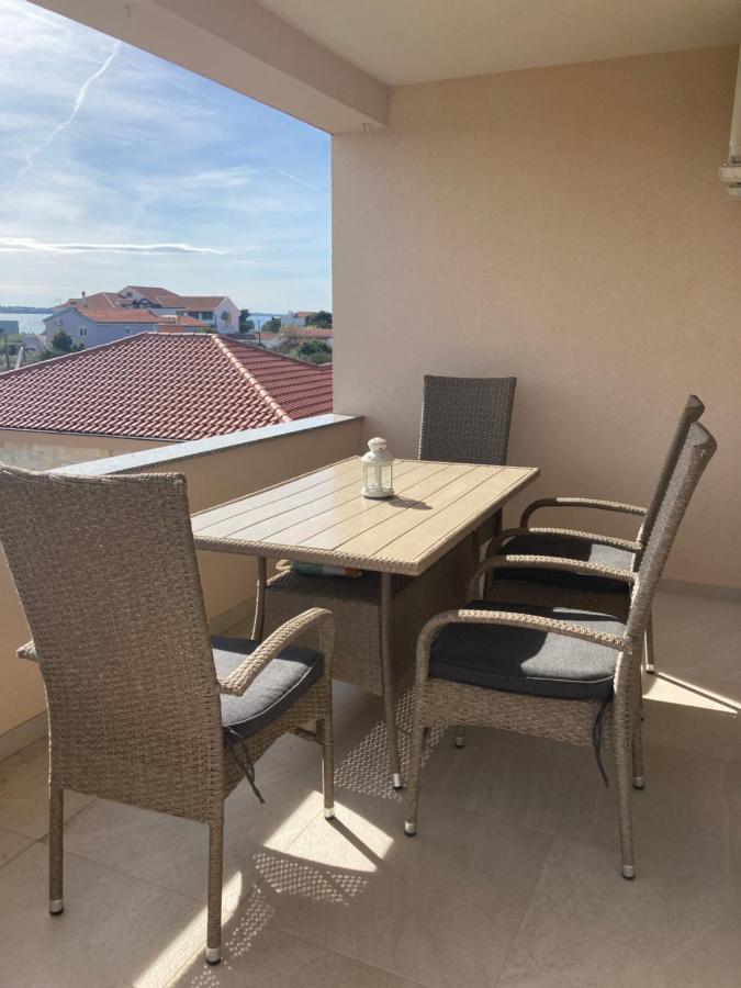 Apartman Hmelina Vrsi Bagian luar foto