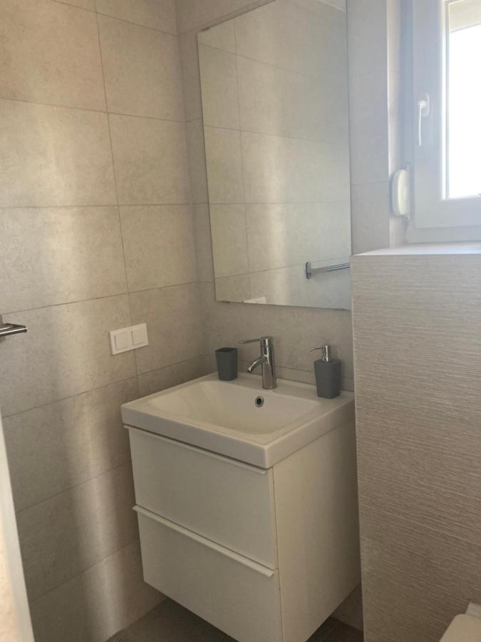 Apartman Hmelina Vrsi Bagian luar foto