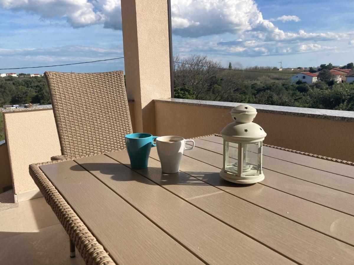 Apartman Hmelina Vrsi Bagian luar foto